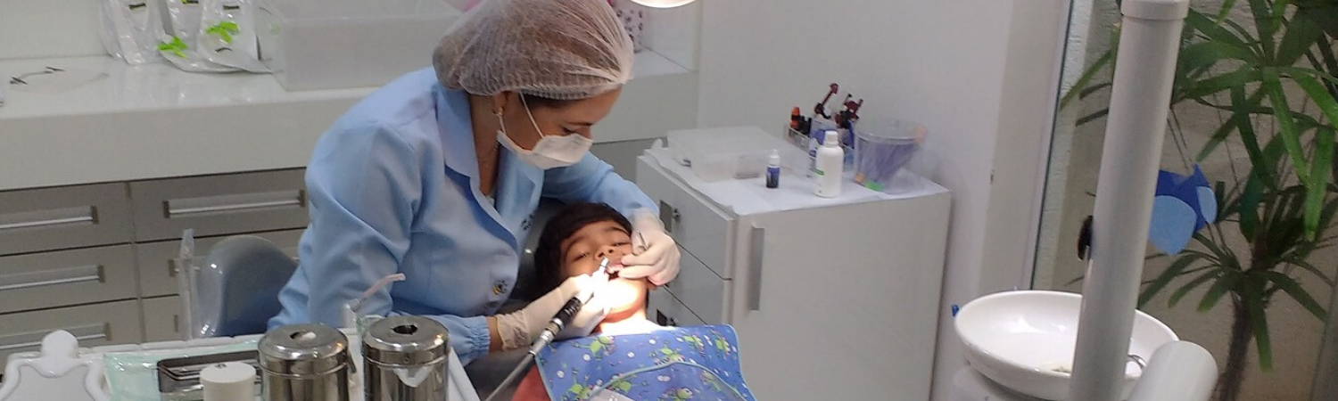 La première visite de l’enfant chez le dentiste !